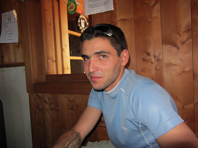 Michael à la cabane des Becs avant son abandon